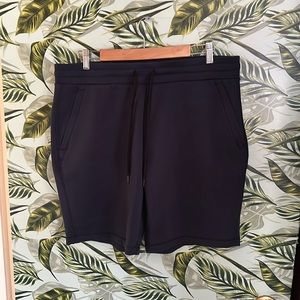 LL42 navy blue soft shirt 32 degrees Large L